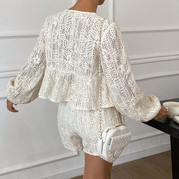 Casual Women's Floral Front Tie Lantern Sleeve Blouse With Shorts  Set - Picture 2 of 6